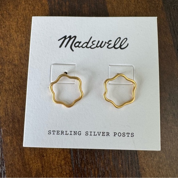 NWT! Madewell Gold Geometric Stud Earrings - Super Light Weight - Picture 2 of 3